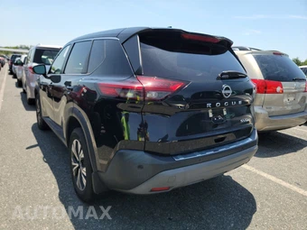 2022 Nissan Rogue SV - miniatura 6