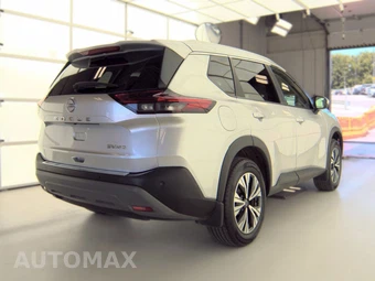 2022 Nissan Rogue SV - miniatura 4