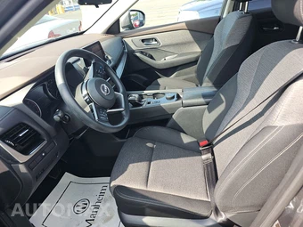 2022 Nissan Rogue SV - miniatura 7