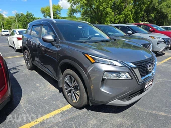 2022 Nissan Rogue SV - miniatura 4