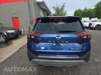 2022 Nissan Rogue SV - miniatura 5