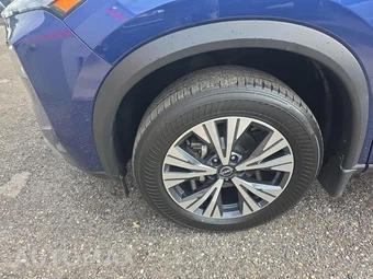 2022 Nissan Rogue SV - miniatura 8