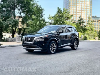 2022 Nissan Rogue SV - miniatura 3
