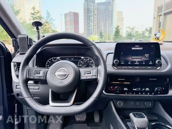 2022 Nissan Rogue SV - miniatura 8