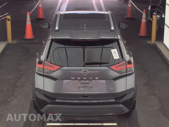2022 Nissan Rogue SV - miniatura 5
