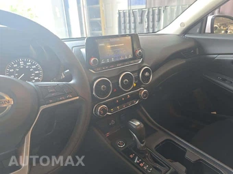 2022 Nissan Sentra S – miniatura 10