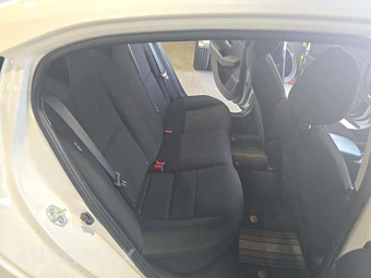 2022 Nissan Sentra S – miniatura 16