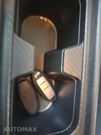 2022 Nissan Sentra S – miniatura 8