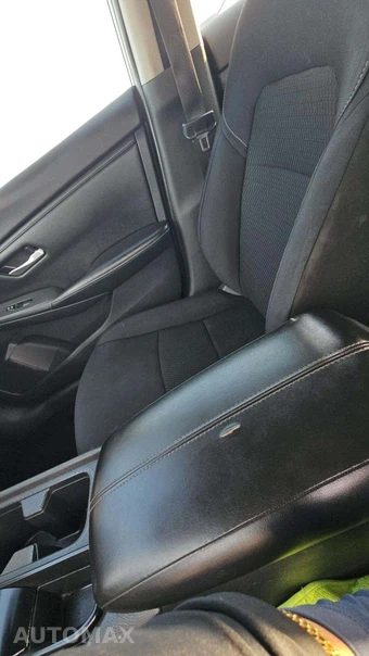 2022 Nissan Sentra S – miniatura 24