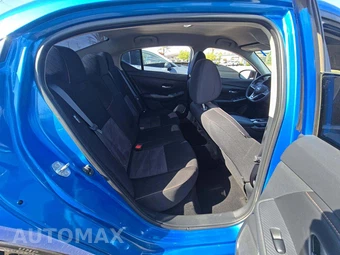 2022 Nissan Sentra SR - miniatura 16