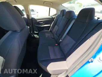 2022 Nissan Sentra SR - miniatura 10