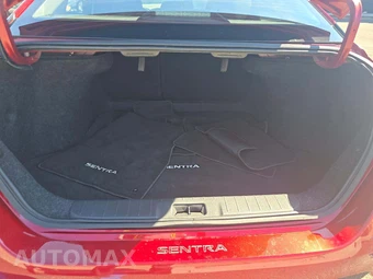 2022 Nissan Sentra SR – miniatura 14