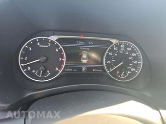 2022 Nissan Sentra SR – miniatura 9