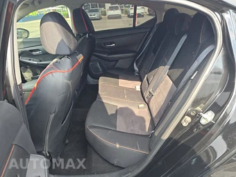 2022 Nissan Sentra SR – miniatura 13