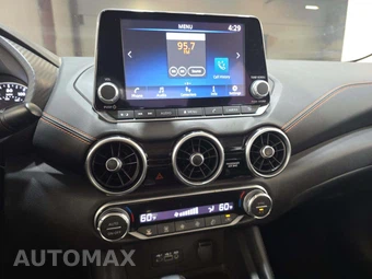 2022 Nissan Sentra SR – miniatura 10