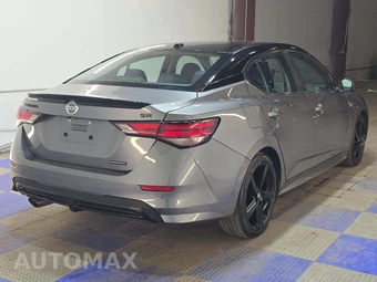 2022 Nissan Sentra SR – miniatura 3