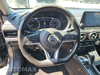 2022 Nissan Sentra SR – miniatura 10