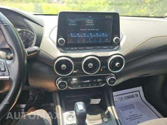 2022 Nissan Sentra SR - miniatura 11