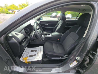 2022 Nissan Sentra SV - miniatura 3