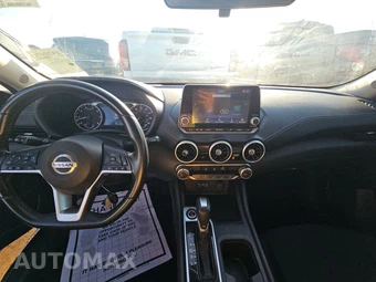2022 Nissan Sentra SV – miniatura 11