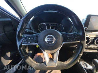 2022 Nissan Sentra SV – miniatura 10