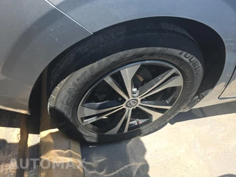 2022 Nissan Sentra SV - miniatura 10