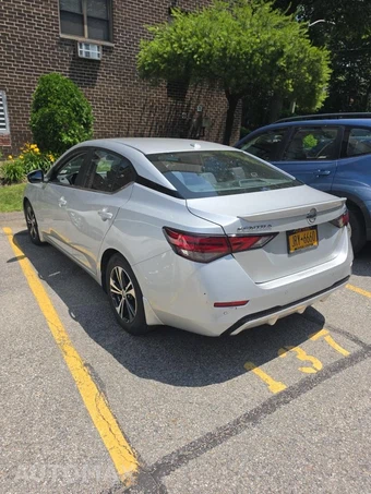 2022 Nissan Sentra SV – miniatura 7
