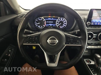 2022 Nissan Sentra SV – miniatura 10