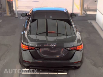 2022 Nissan Sentra SV - miniatura 5