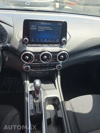 2022 Nissan Sentra SV – miniatura 11