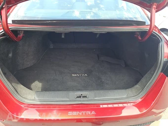2022 Nissan Sentra SV – miniatura 16