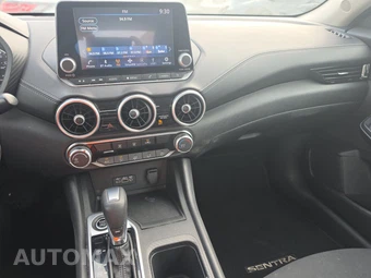 2022 Nissan Sentra SV - miniatura 17