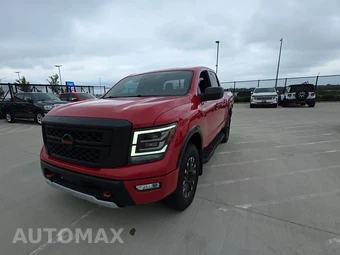 2022 Nissan TITAN PRO-4X Crew Cab Short Bed
