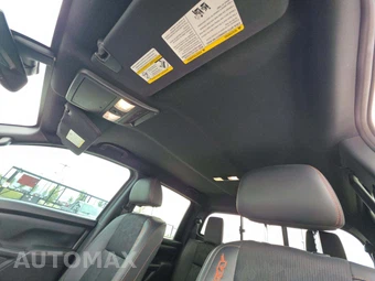 2022 Nissan TITAN PRO-4X Crew Cab Short Bed – miniatura 8
