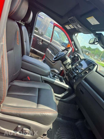 2022 Nissan TITAN PRO-4X Crew Cab Short Bed – miniatura 17