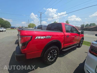 2022 Nissan TITAN PRO-4X Crew Cab Short Bed – miniatura 4