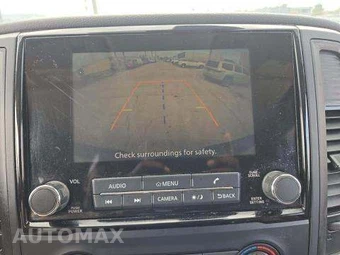 2022 Nissan TITAN SV Crew Cab Short Bed - miniatura 26