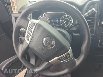 2022 Nissan TITAN SV Crew Cab Short Bed – miniatura 10