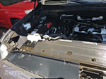 2022 Nissan TITAN SV Crew Cab Short Bed – miniatura 27