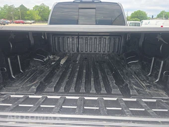 2022 Nissan TITAN SV Crew Cab Short Bed – miniatura 16