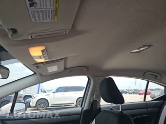 2022 Nissan Versa SV – miniatura 19