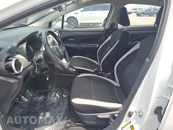 2022 Nissan Versa SV – miniatura 7