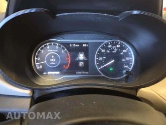 2022 Nissan Versa SV – miniatura 6