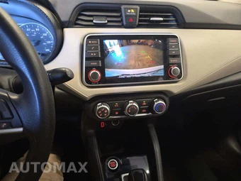 2022 Nissan Versa SV – miniatura 7