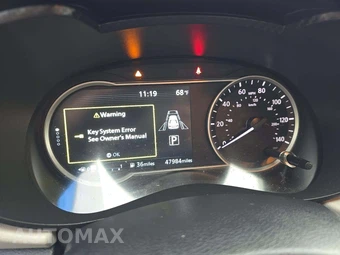 2022 Nissan Versa SV - miniatura 9