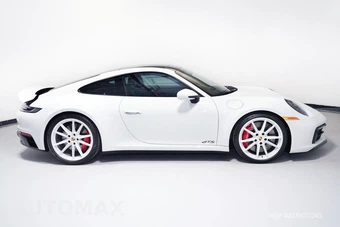 2022 Porsche 911 Carrera 4 GTS - miniatura 4