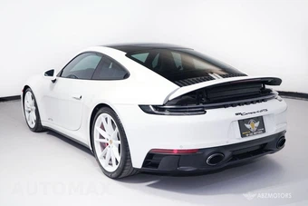 2022 Porsche 911 Carrera 4 GTS - miniatura 7