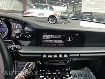2022 Porsche 911 Carrera 4S – miniatura 11