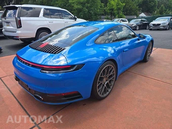 2022 Porsche 911 Carrera 4S – miniatura 3