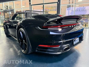 2022 Porsche 911 Carrera Cabriolet – miniatura 3